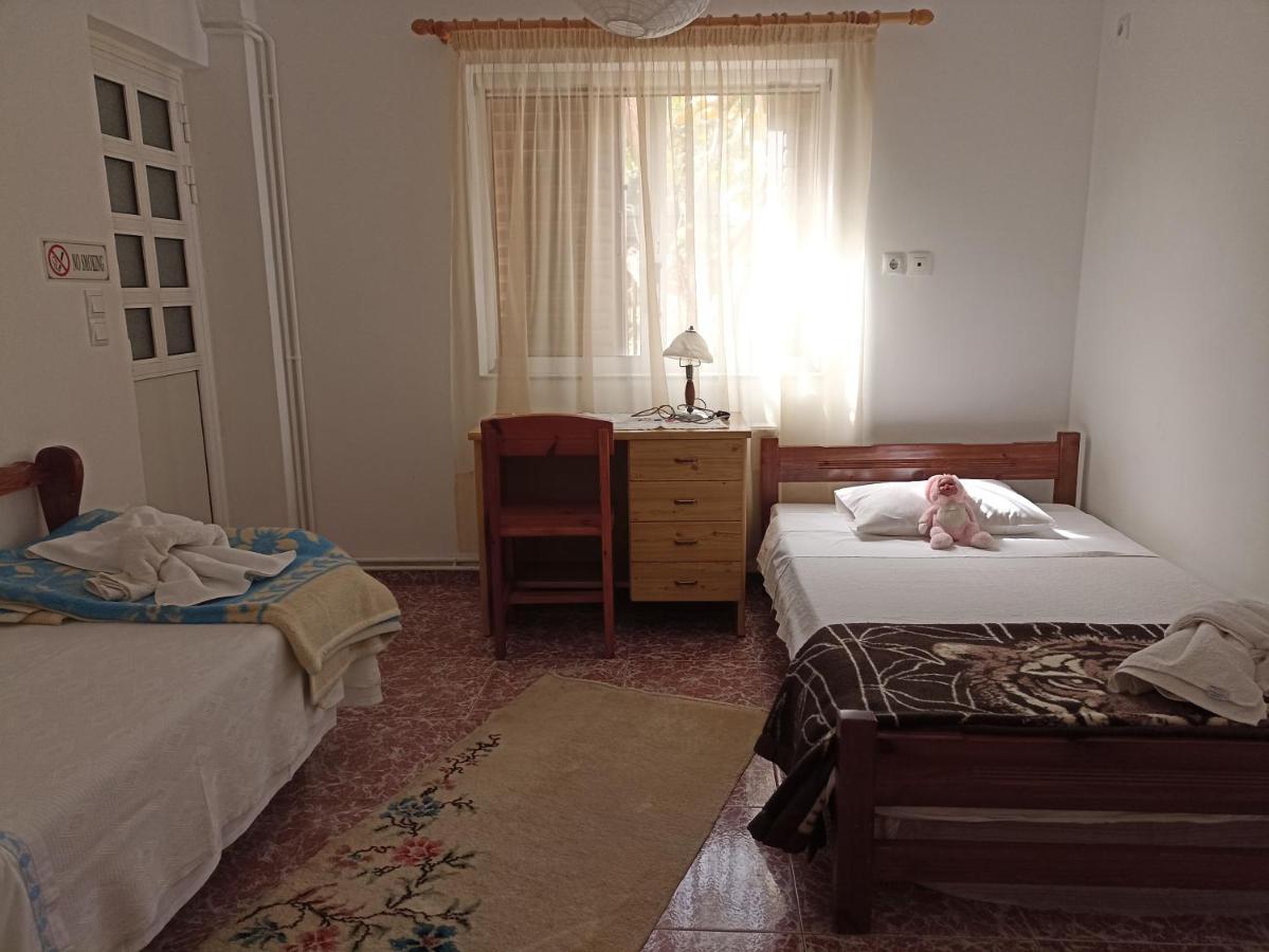 Lena'S Sweet Home Артеміда Екстер'єр фото